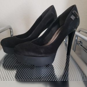 Guess closed toe stilettos